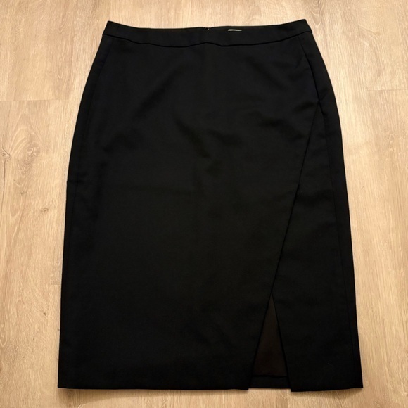 Garnet Hill Dresses & Skirts - Garnet Hill Black Wool Pencil Skirt Womens 30” Waist Size 6